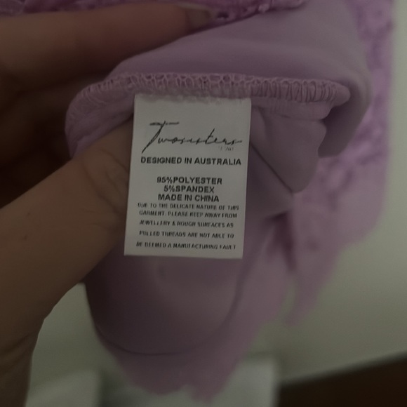Two Sisters Lavender Lace Dress - Picture 5 of 5